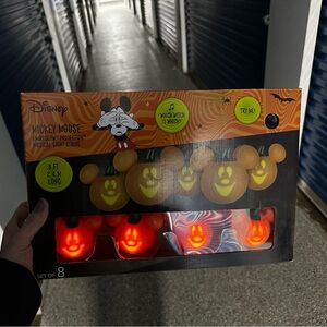 Disney Halloween 🎃 Mickey Pumpkin Singing Projection ~ String Lights ~ 2024